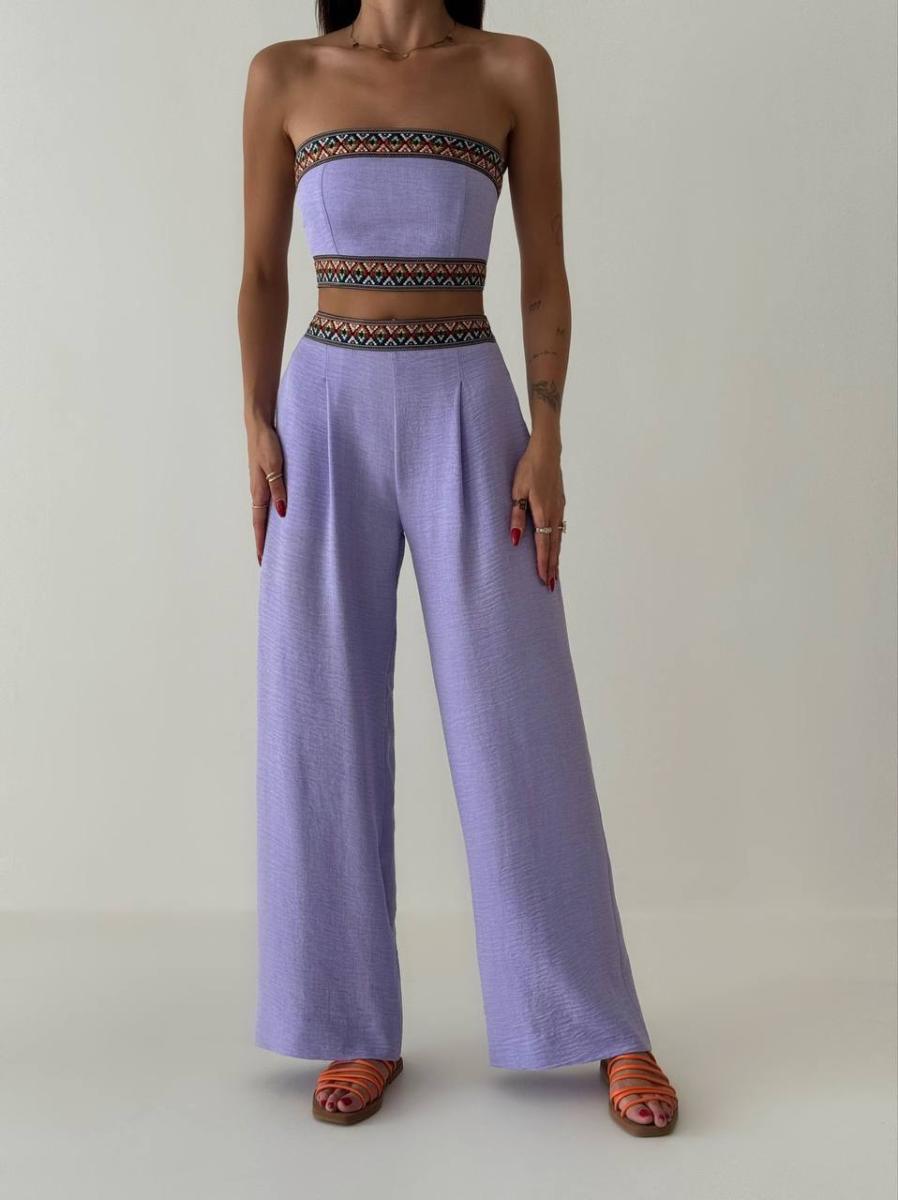 طقم صيفي مكون من بلوزة قصيره بدون أكمام وبنطال واسع عالي الخصر - صورة 2